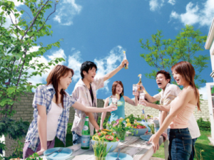 友人を呼んでホームパーティーはいかがですか？